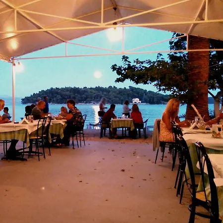 Avra Nydri (Lefkada)