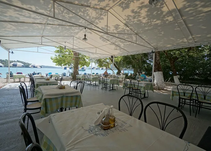 Avra 3* Nydri (Lefkada)