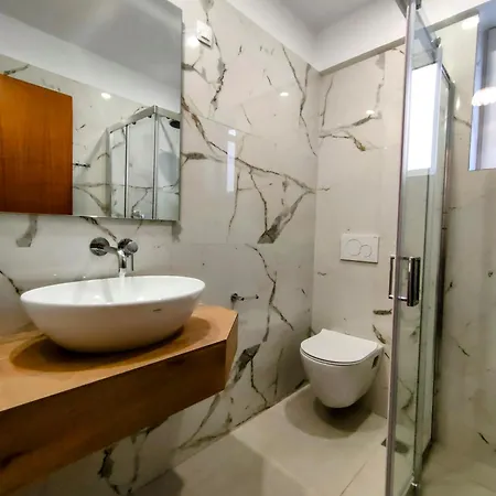 Hotell Avra Nidhrion