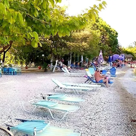 Отель Avra 3*