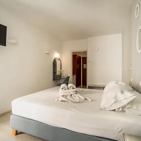 Avra Nydri (Lefkada)
